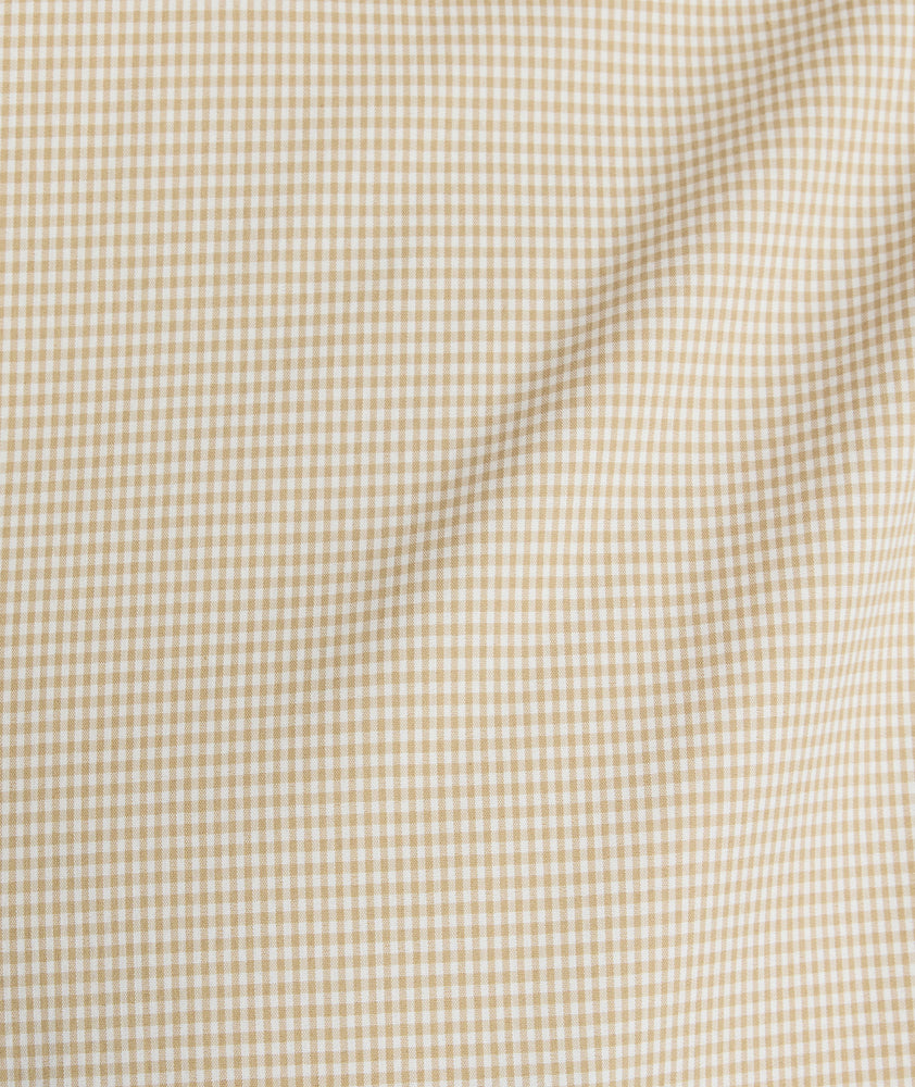 Model is wearing UNTUCKit CottonTek™ Kleinwood Shirt.