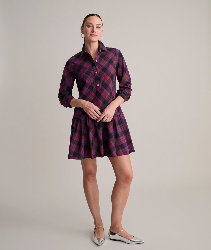 Model is wearing UNTUCKit Reese Dress in plaid.