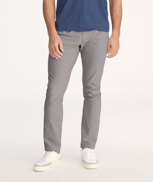 015_CHANCELLOR-UNTUCKIT-