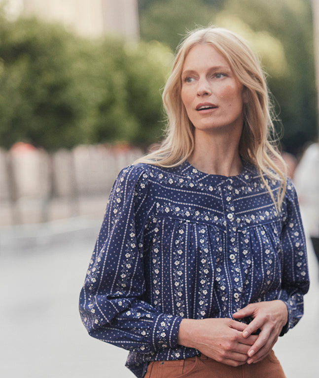 Stretch Cotton Bandana Print Cerie Shirt Blue White Print UNTUCKit