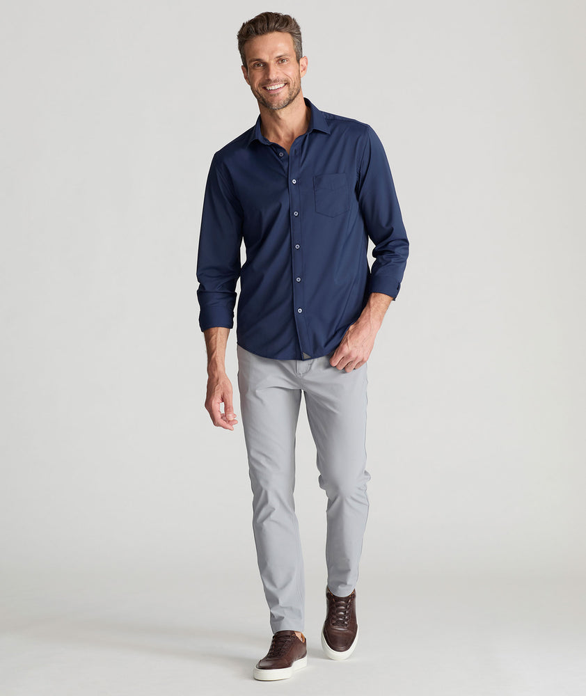 dress pants with untucked shirt The Rules of Wearing an Untucked Shirt (B)
