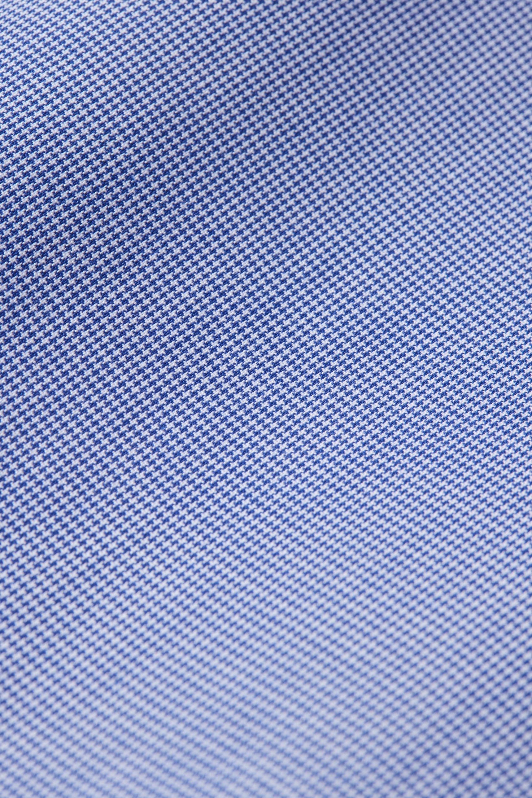 example imagery of Wrinkle Free fabric