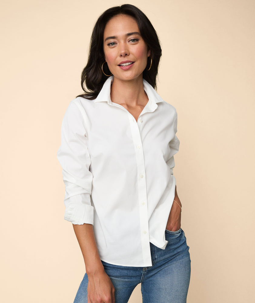 Model wearing an UNTUCKit Bella Shirt.