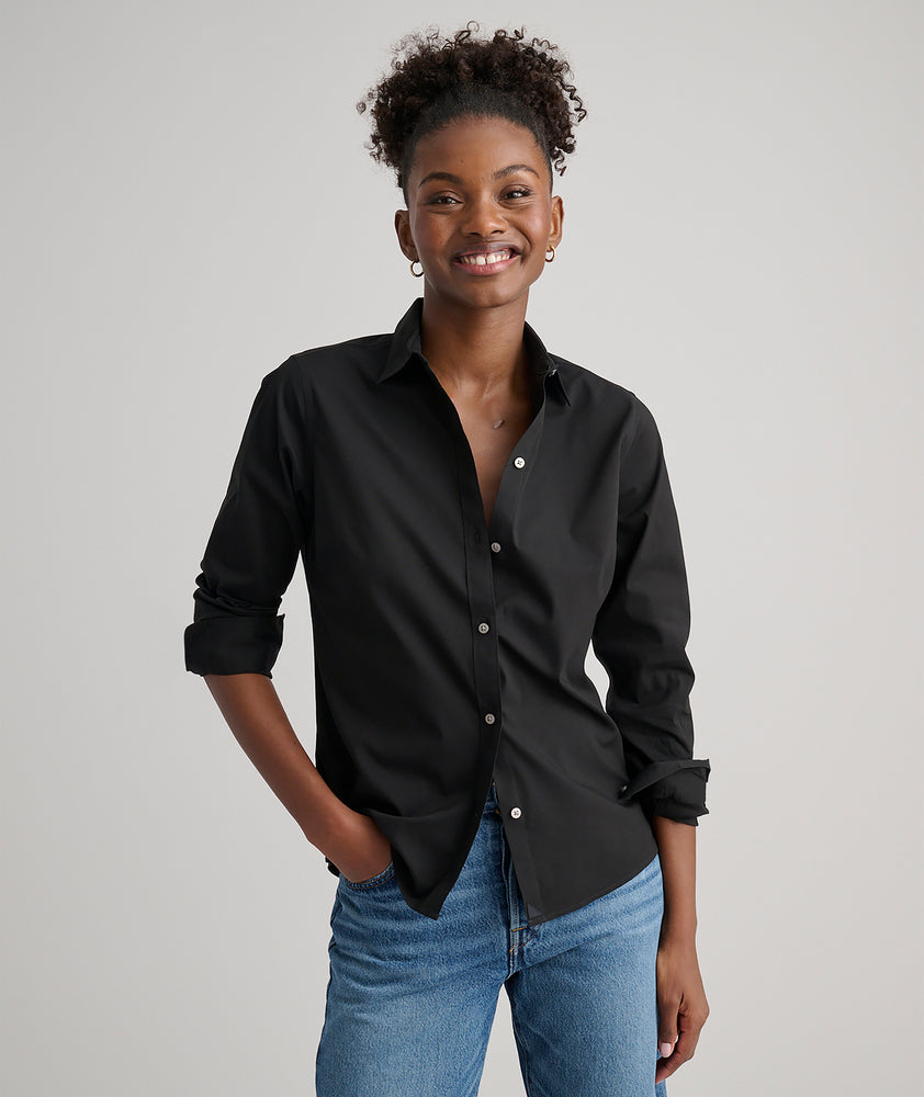 Model is wearing UNTUCKit bella shirt in black.