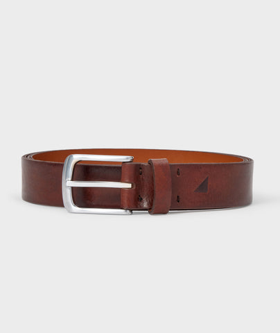 UNTUCKit classic leather belt in walnut. 