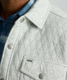 Model is wearing UNTUCKit BRAUNFIELD in GREY.