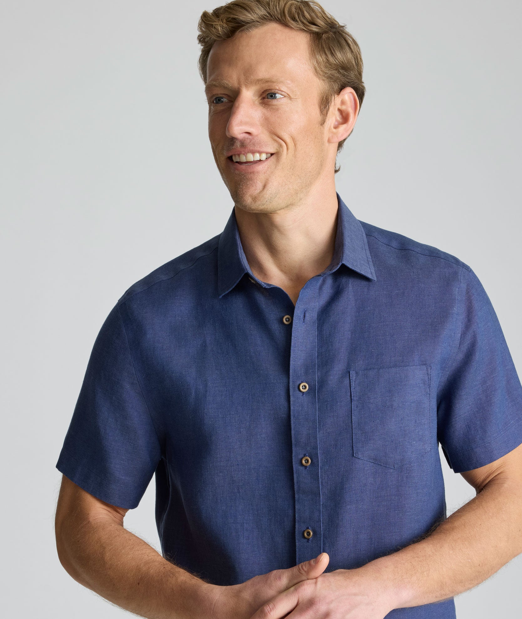 UNTUCKit | Wrinkle-Resistant Linen Short-Sleeve Cameron Shirt - Navy