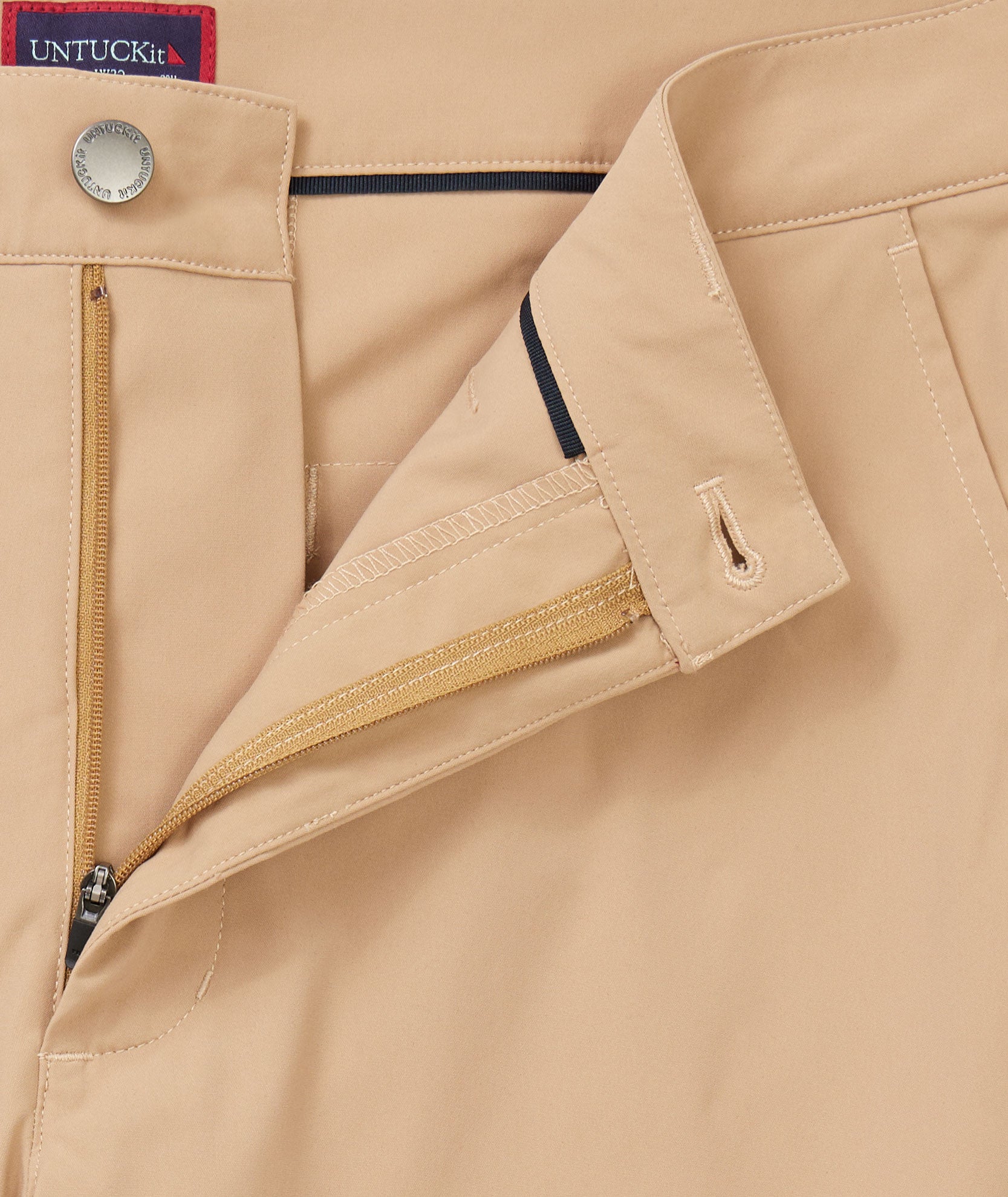 Traveler Tech Shorts Khaki | UNTUCKit