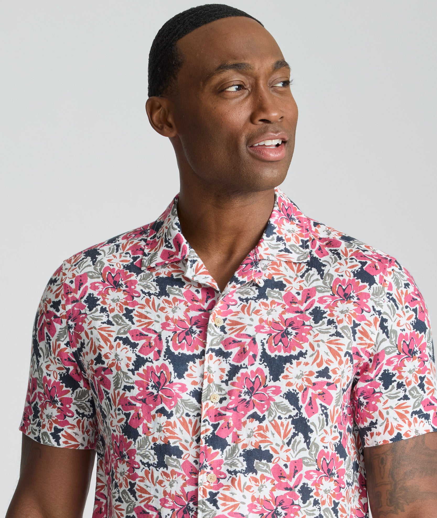 Linen Short-Sleeve Crossman Shirt Pink | UNTUCKit