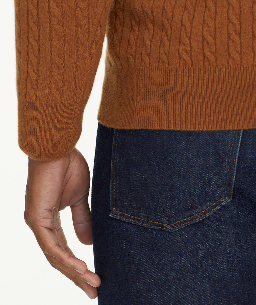 Model is wearing UNTUCKit Deroose sweater.