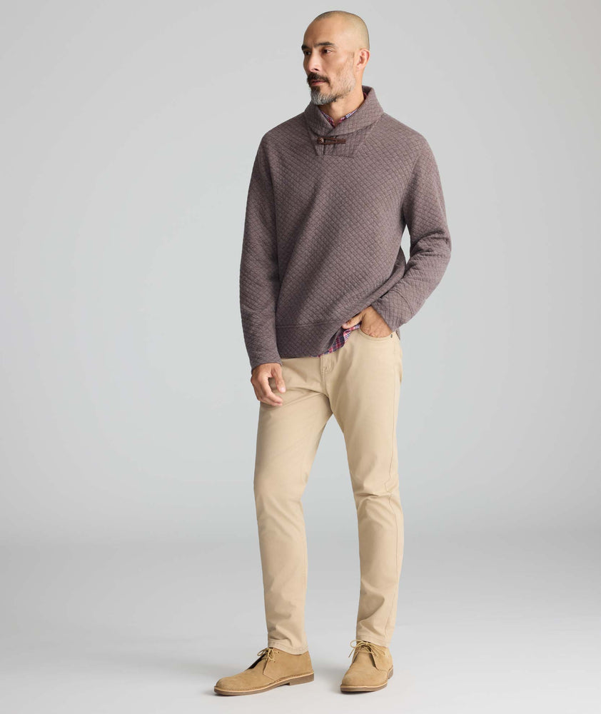 Model wearing an UNTUCKit Filipre Sweatshirt.