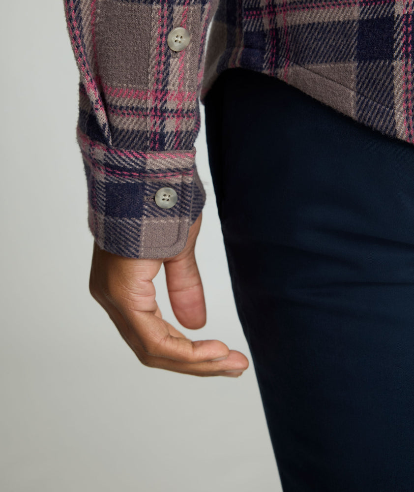 Model is wearing UNTUCKit Sweater Flannel in Alloy.