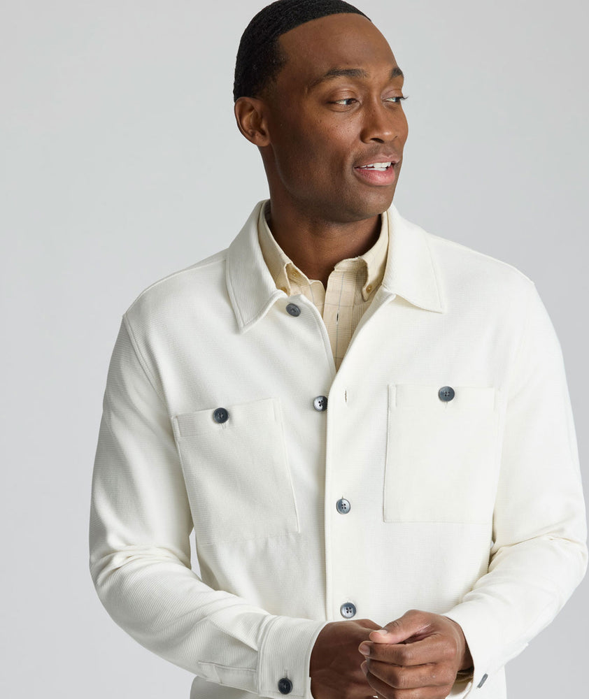 overshirt with dress shirt The overshirt: between shirt and jacket