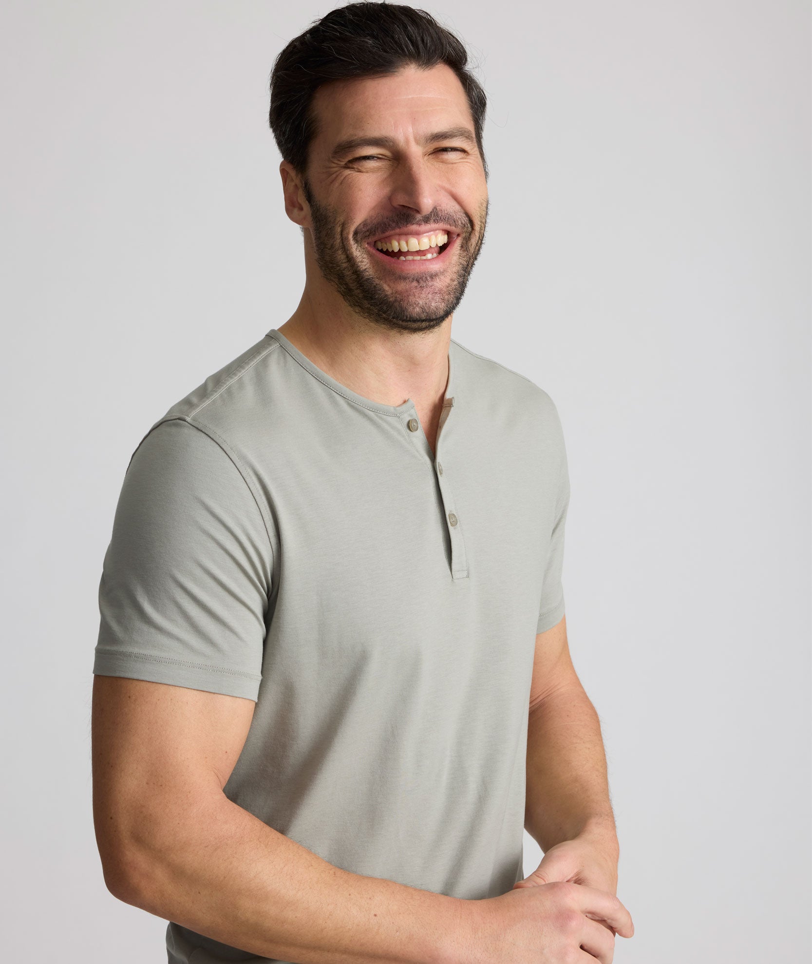 【ANDAR】 Silk Sustainable Men's Henley Neck Short Sleeve OGT_Men_Feb2024_0405-