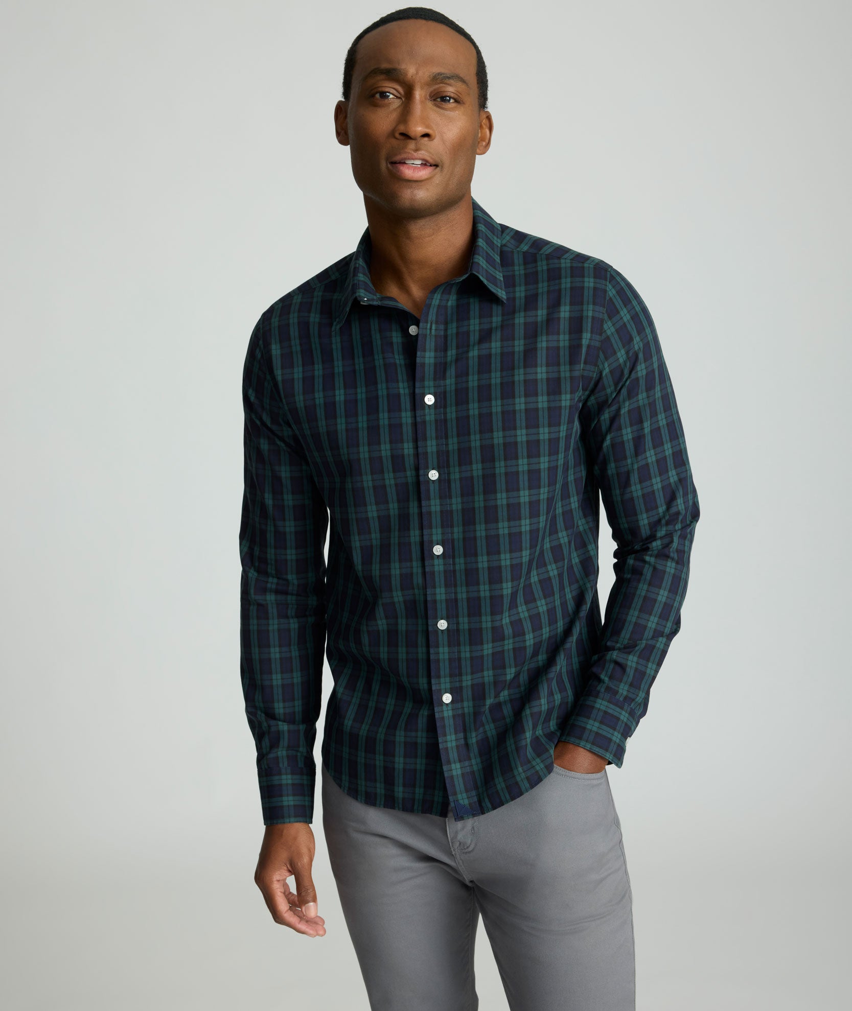 (取寄) アンタックイット メンズ ロング スリーブ グリーンワールド フランネル シャツ UNTUCKit men Long Sleeve Greenwald Flannel Shirt Brown Wrinkle-Free Grant Shirt Green & Navy Tartan | UNTUCKit