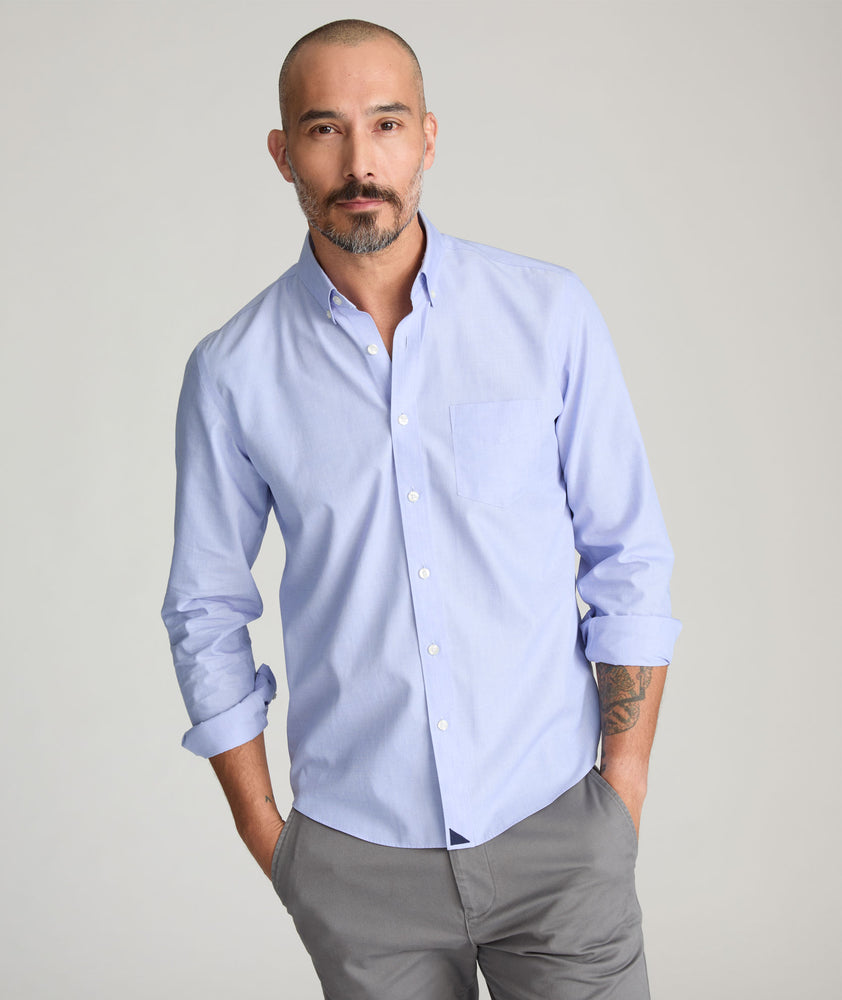 Model is wearing UNTUCKit Hillside.