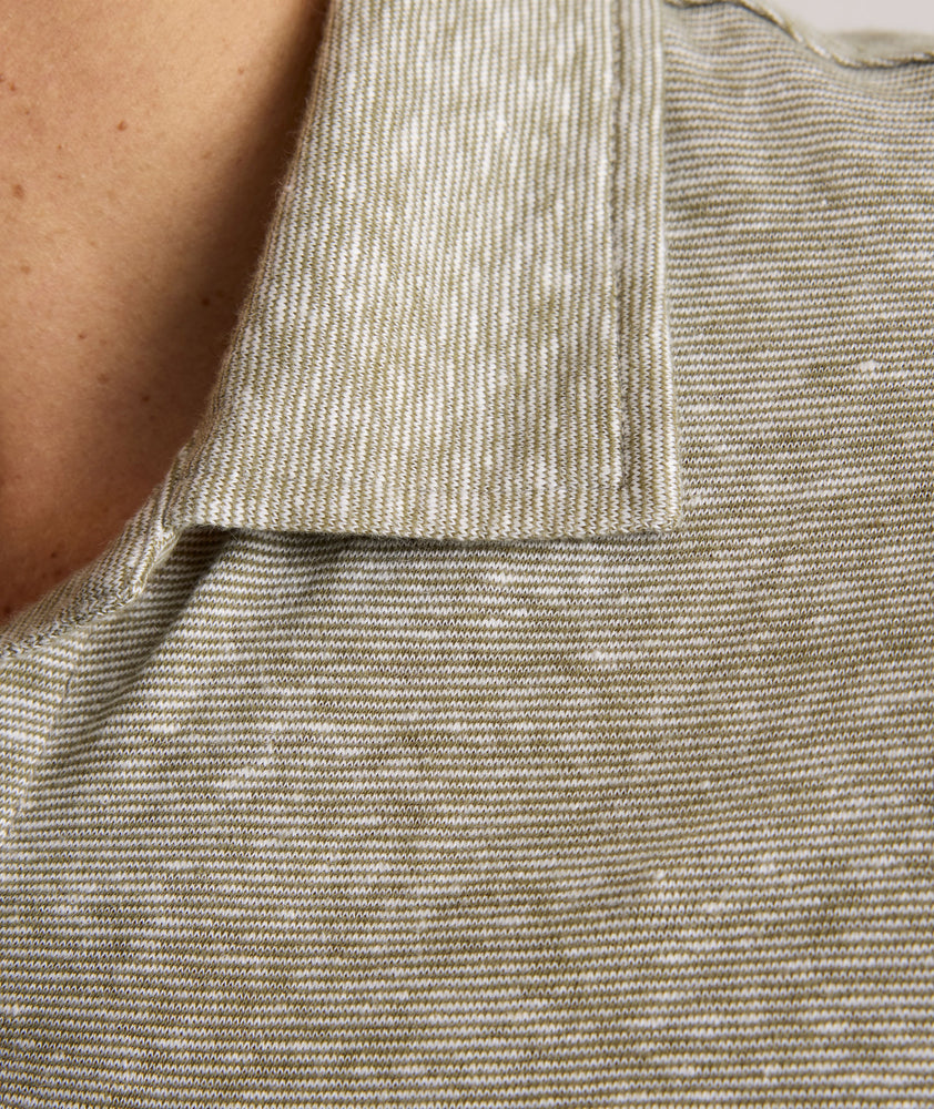 Model is wearing UNTUCKit Jacob Johnny Collar in Winter Moss.