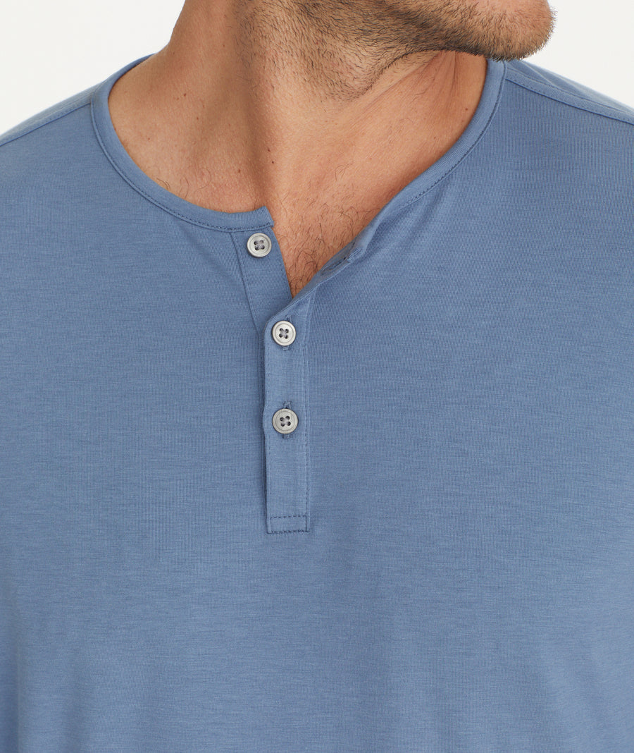 Henleys & Tee Shirts for Men | UNTUCKit