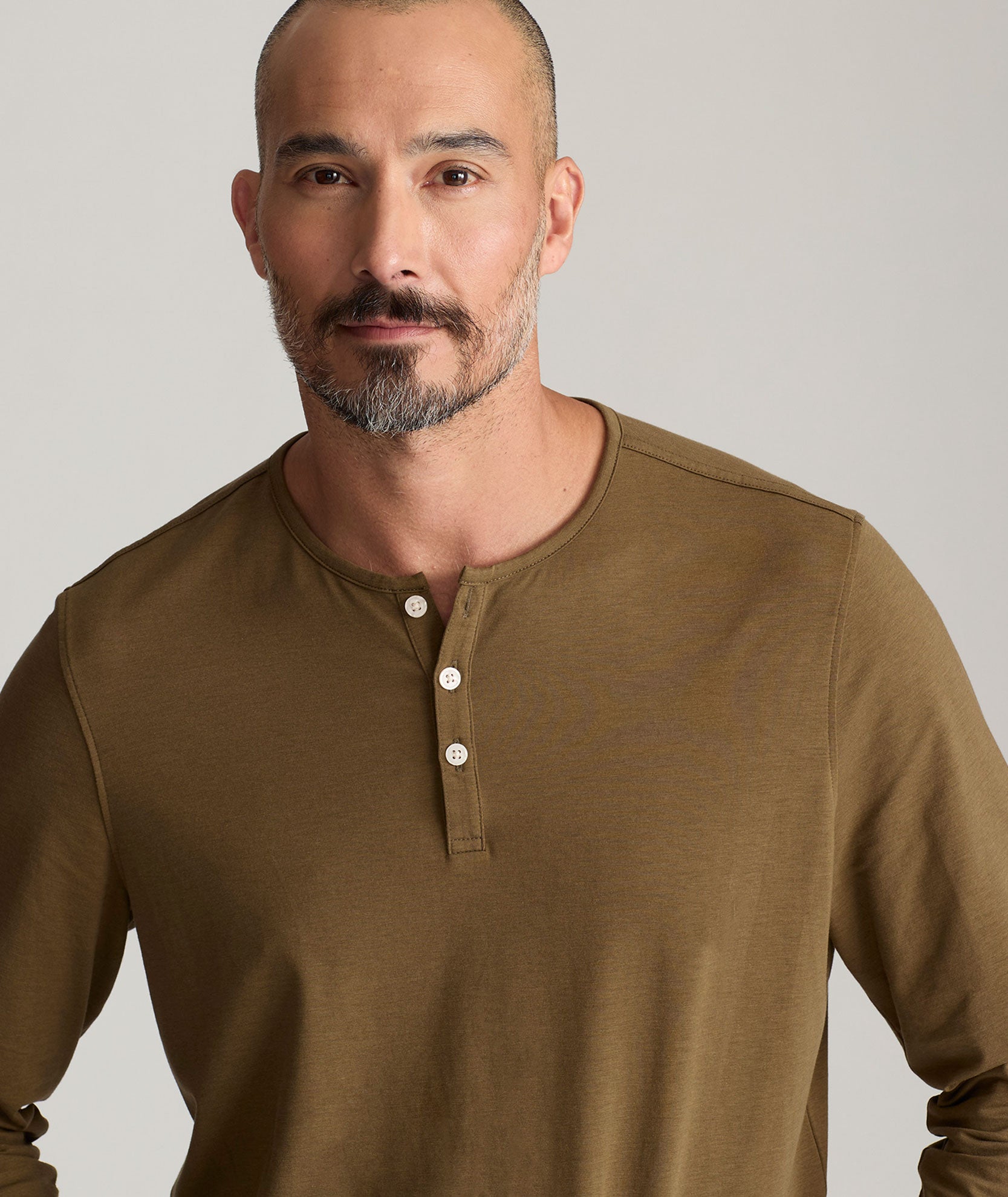 EcoSoft™ Henley Olive Green | UNTUCKit