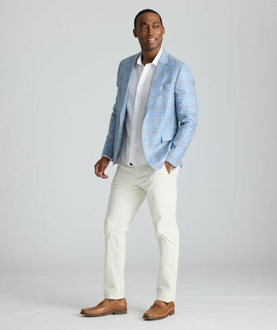 Model is wearing UNTUCKit Marigold sport coat.