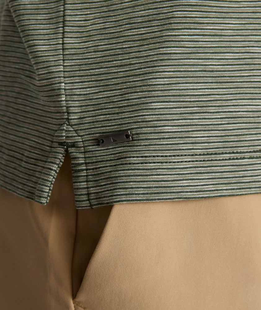 Model is wearing UNTUCKit LS Martinez in Kombu Green.