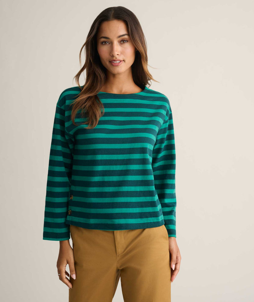 Model is wearing UNTUCKit Cotton Jersey Mille Stripe Tee in green. 