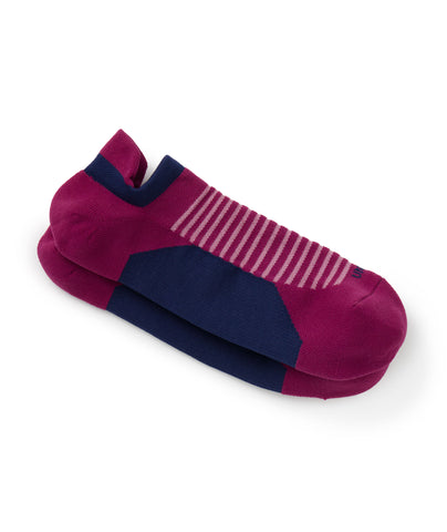 UNTUCKit no show socks in Rhododendron. 