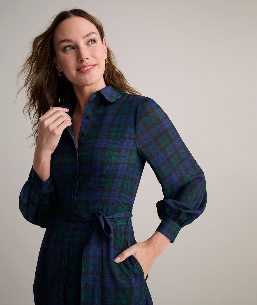 Model is wearing UNTUCKit Paige plaid dress. 