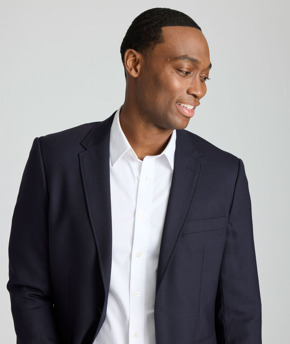 Model is wearing UNTUCKit Palazzo sport coat. 
