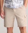 Model is wearing UNTUCKit Linen-Cotton Utility Shorts. 