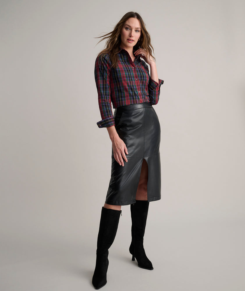 Model is wearing UNTUCKit Sadie plaid shirt. 