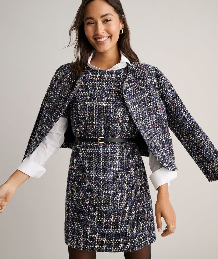 Model is wearing UNTUCKit Tweed Cropped Shay Jacket.