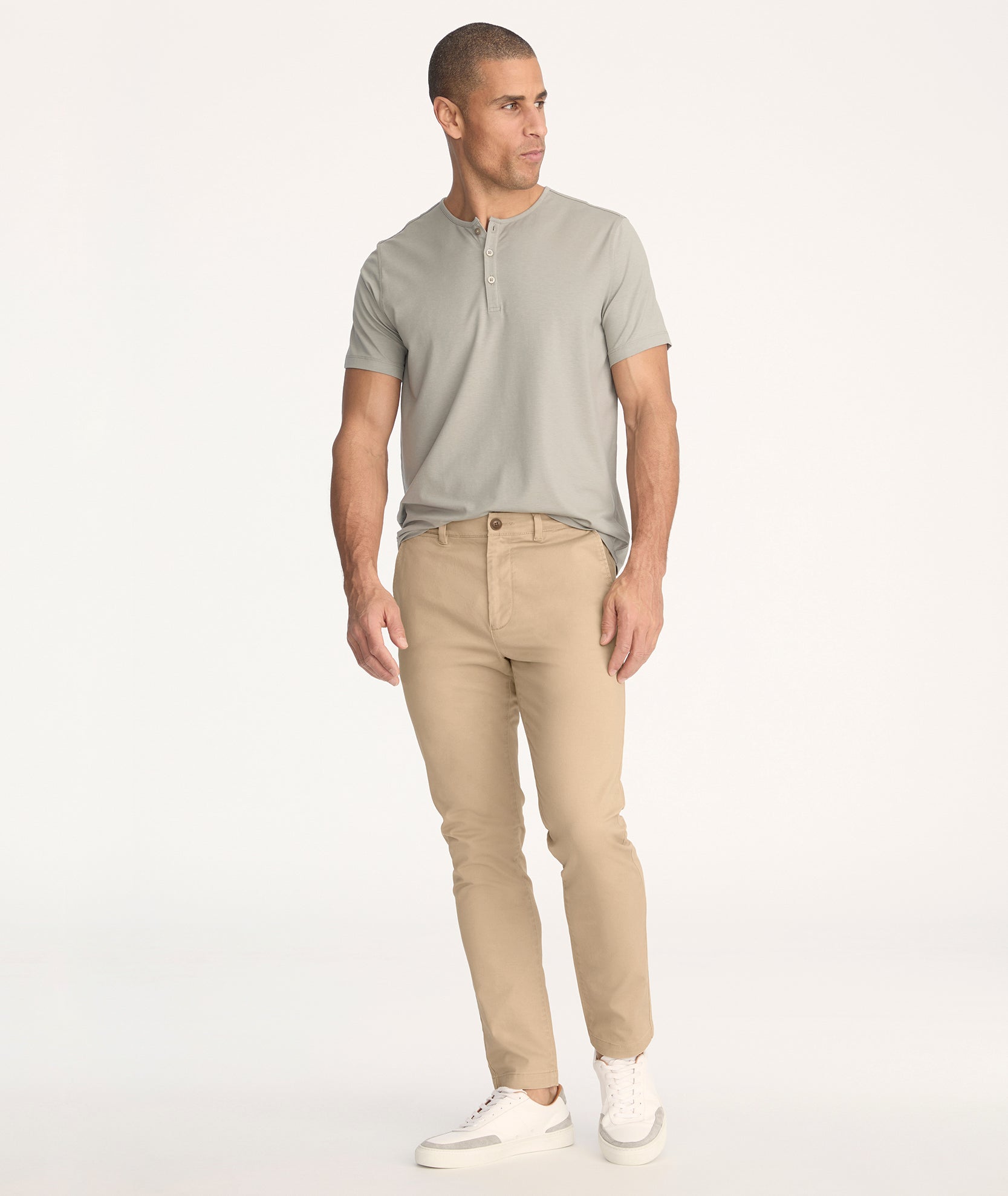 Untuckit Classic Chino Pants