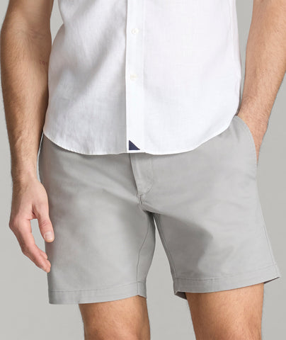 Model wearing UNTUCKit Grey 7