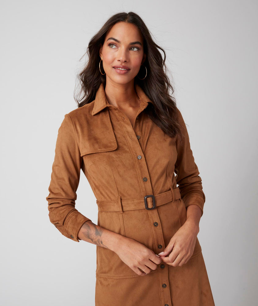 Model is wearing UNTUCKit brown Talia Dress.