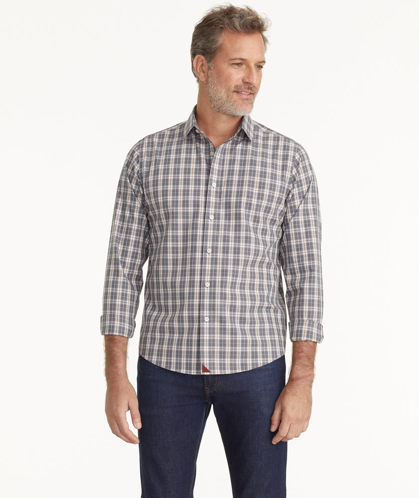 Model is wearing UNTUCKit Wrinkle-Free Teleda Shirt.