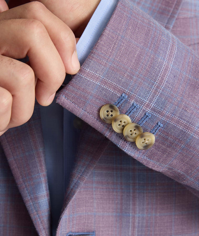 Model wearing an UNTUCKit Sport Coat.