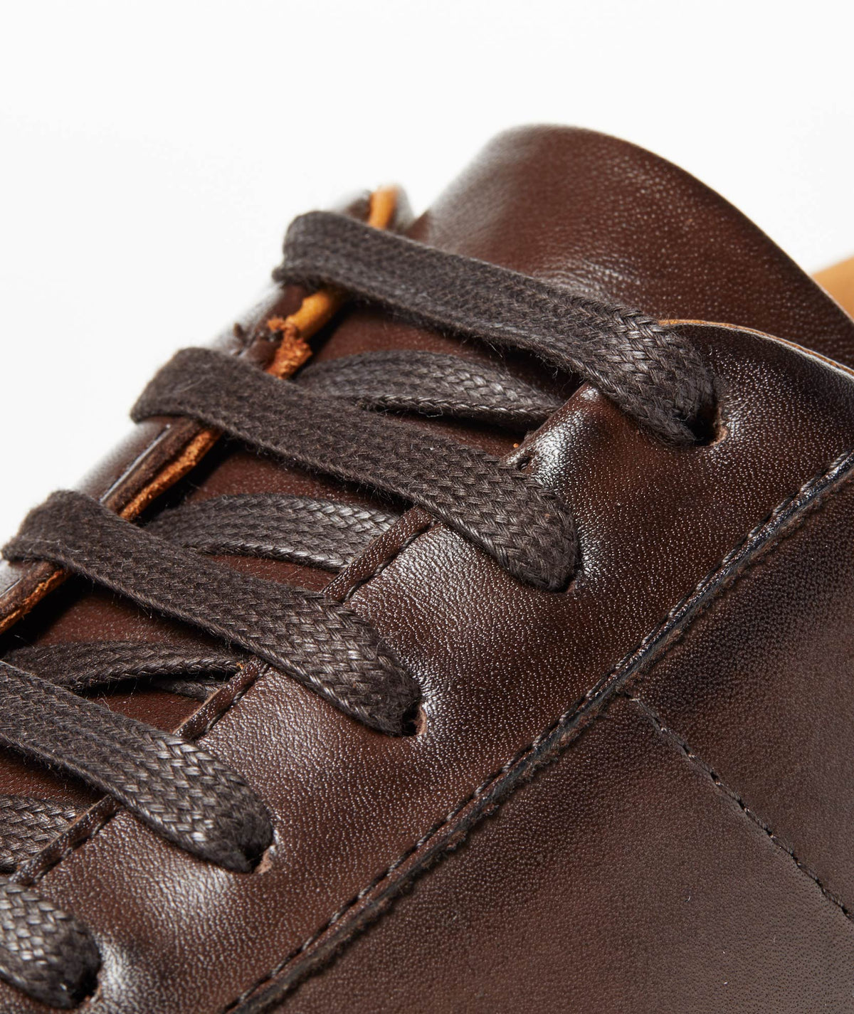 Leather Lace-Up Sneakers Brown | UNTUCKit display picture 1
