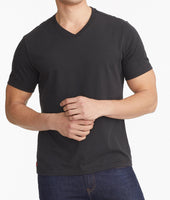 Ultrasoft V-Neck Tee Black | UNTUCKit