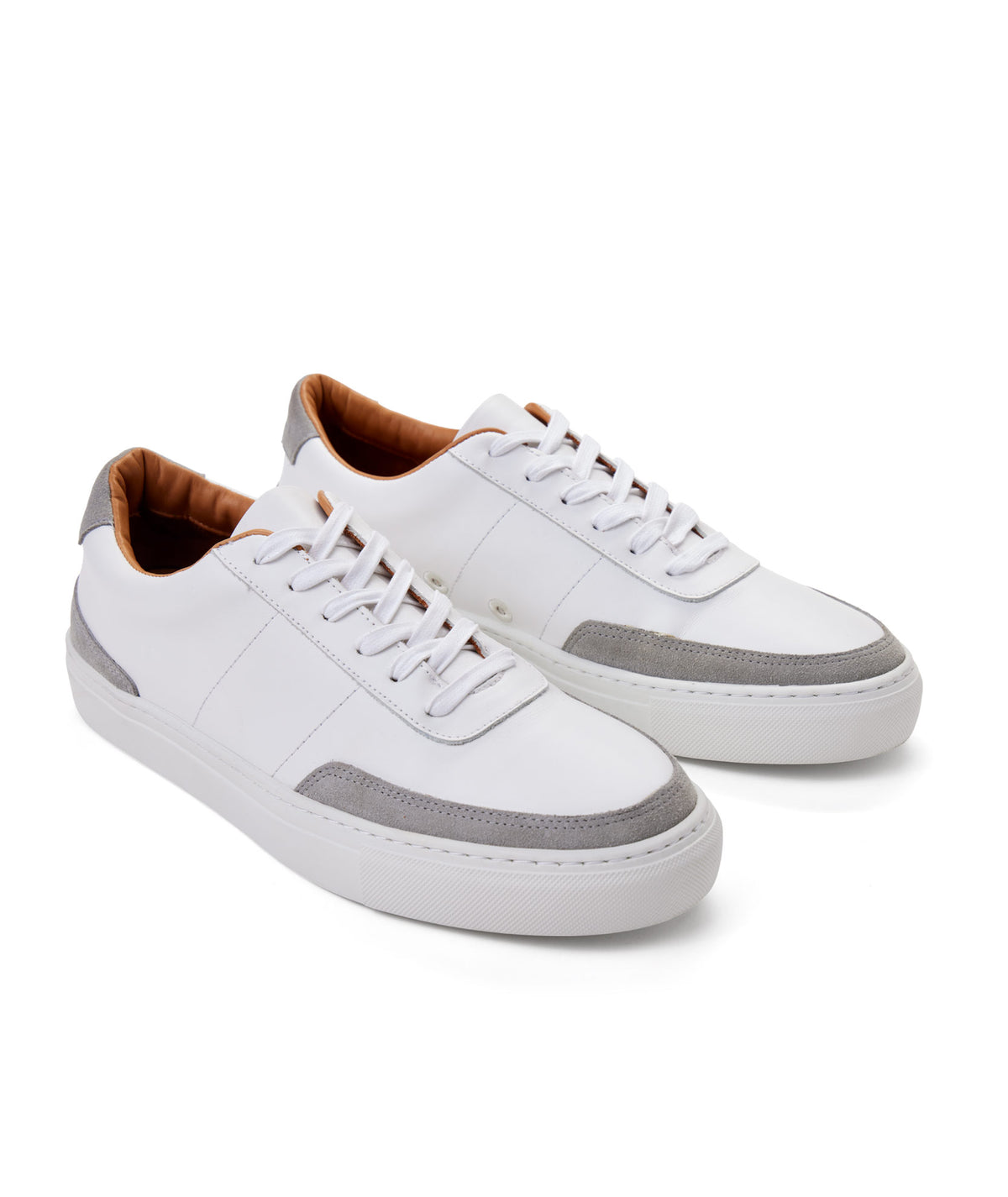 CONTRAST-LEATHER-SNEAKER- 
