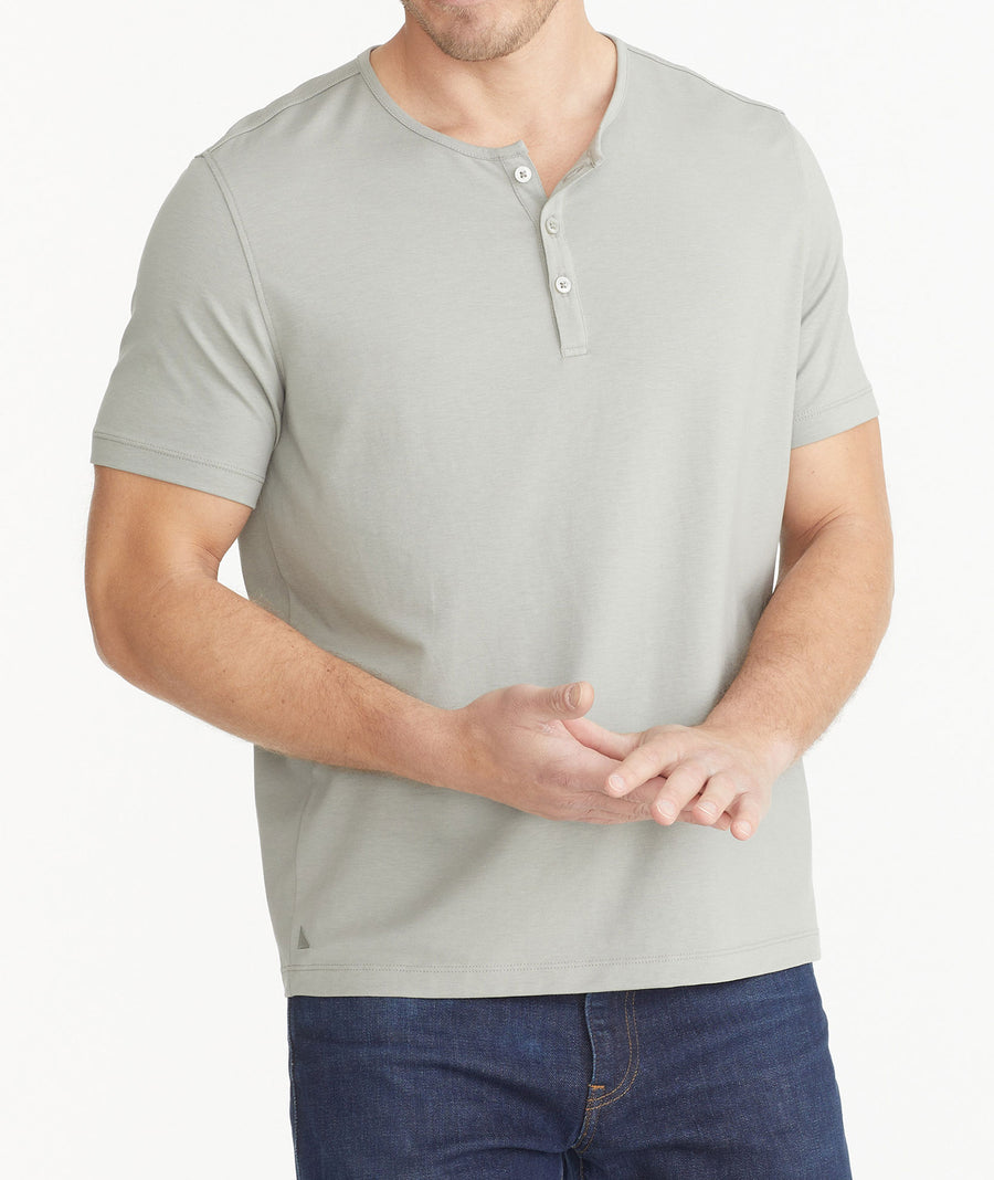 Henleys & Tee Shirts for Men | UNTUCKit
