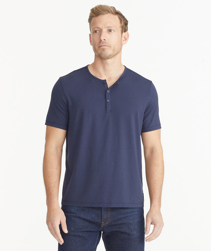 Henleys & Tee Shirts for Men | UNTUCKit