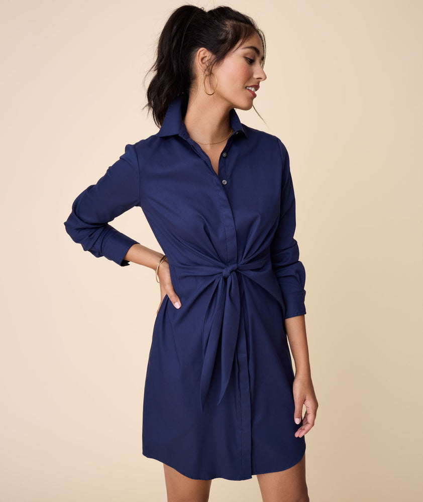 Model wearing an UNTUCKit Lisa Dress.