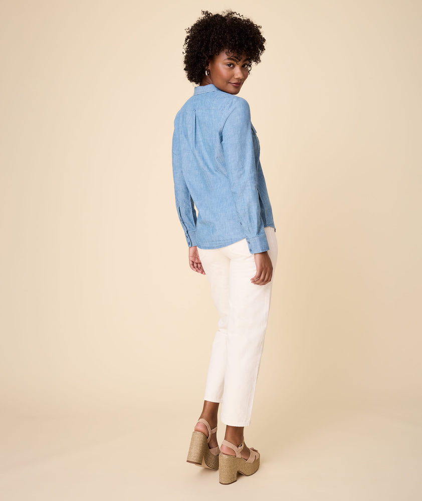 Model wearing an UNTUCKit Miranda Shirt.