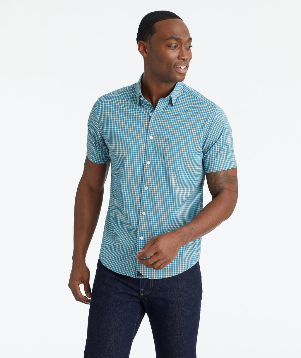 Model wearing a Green Wrinkle-Free Performance Short-Sleeve Peterson Shirt