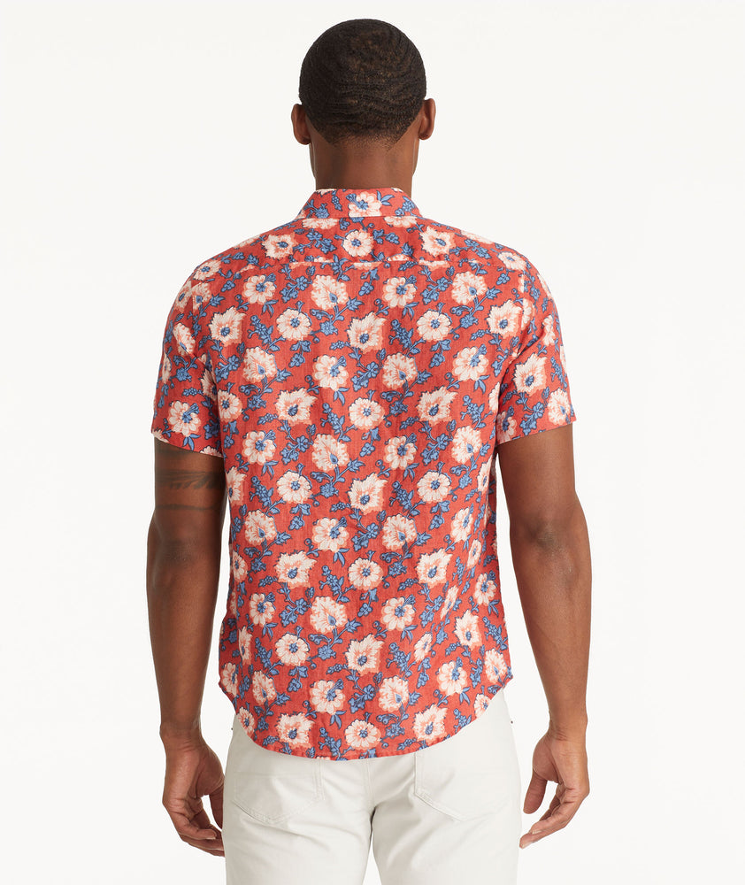 Model wearing an UNTUCKit Red Linen Short-Sleeve Redondo Shirt