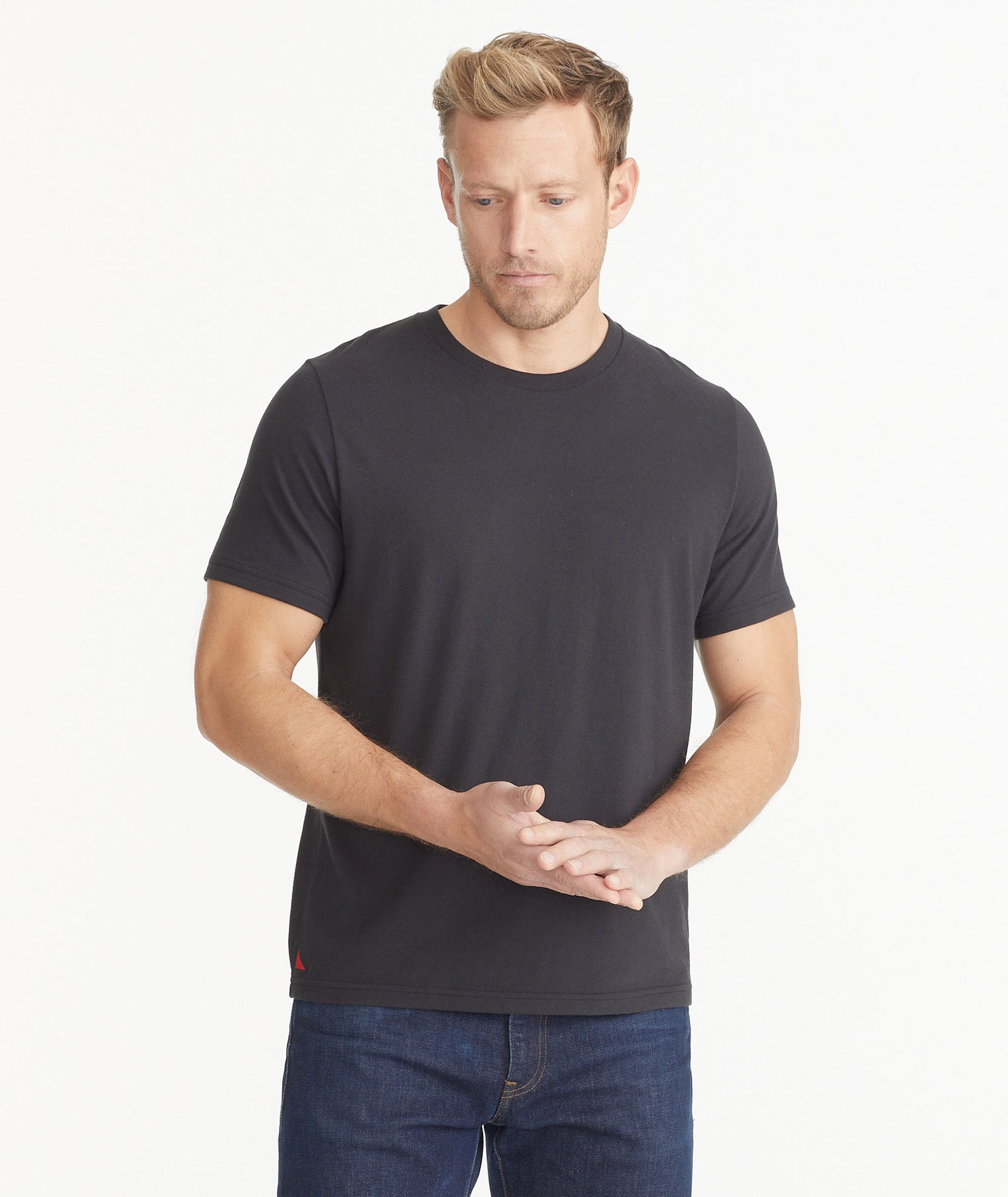 Ultrasoft Tee Black | UNTUCKit