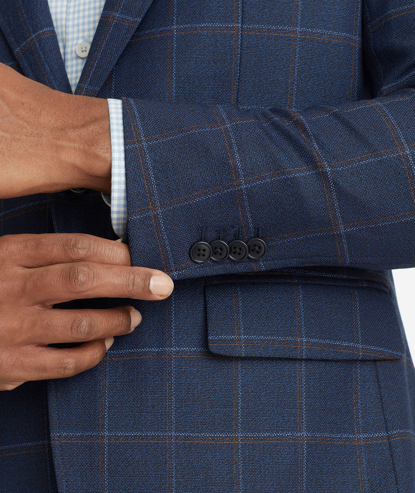 Model wearing an UNTUCKit Navy Italian Wool Tavernello Sport Coat