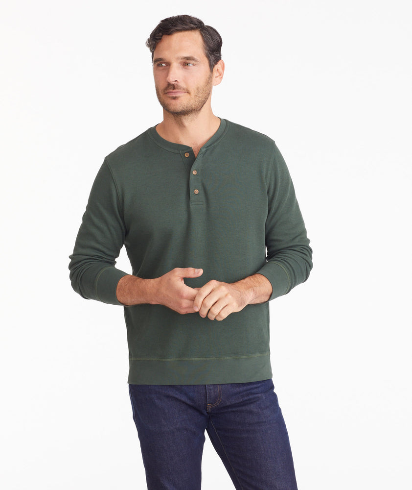 Henley Sweatshirt Deep Green | UNTUCKit