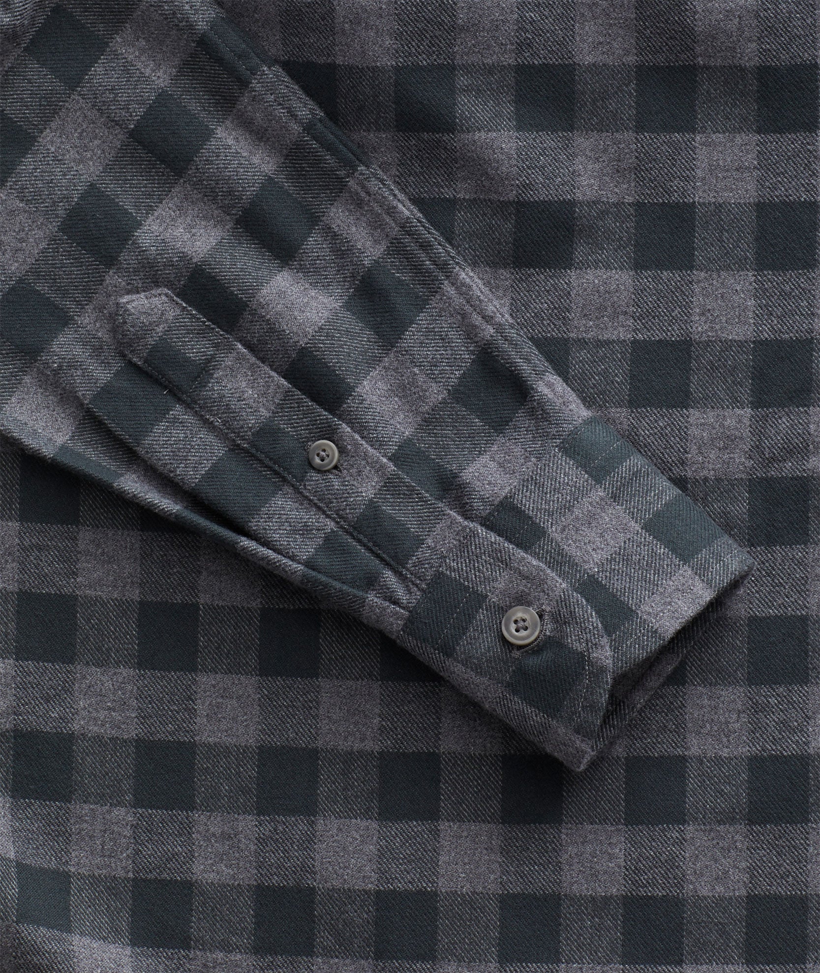 VIGOUROUX_UNTUCKIT_PLAID_WRINK